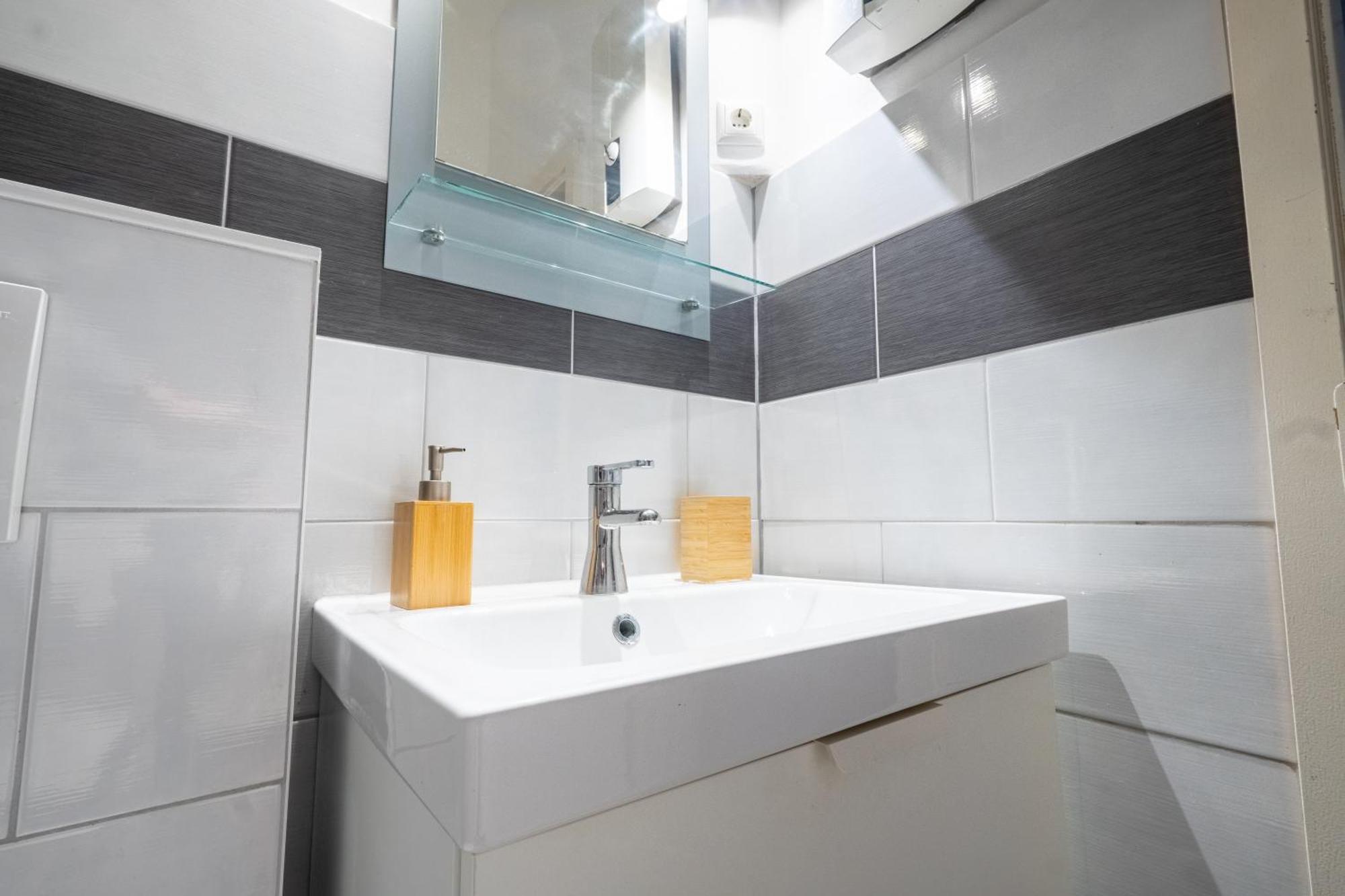 Grosses Apartment Mit 2 Balkonen Zentral Am Nordertor フレンスブルク エクステリア 写真