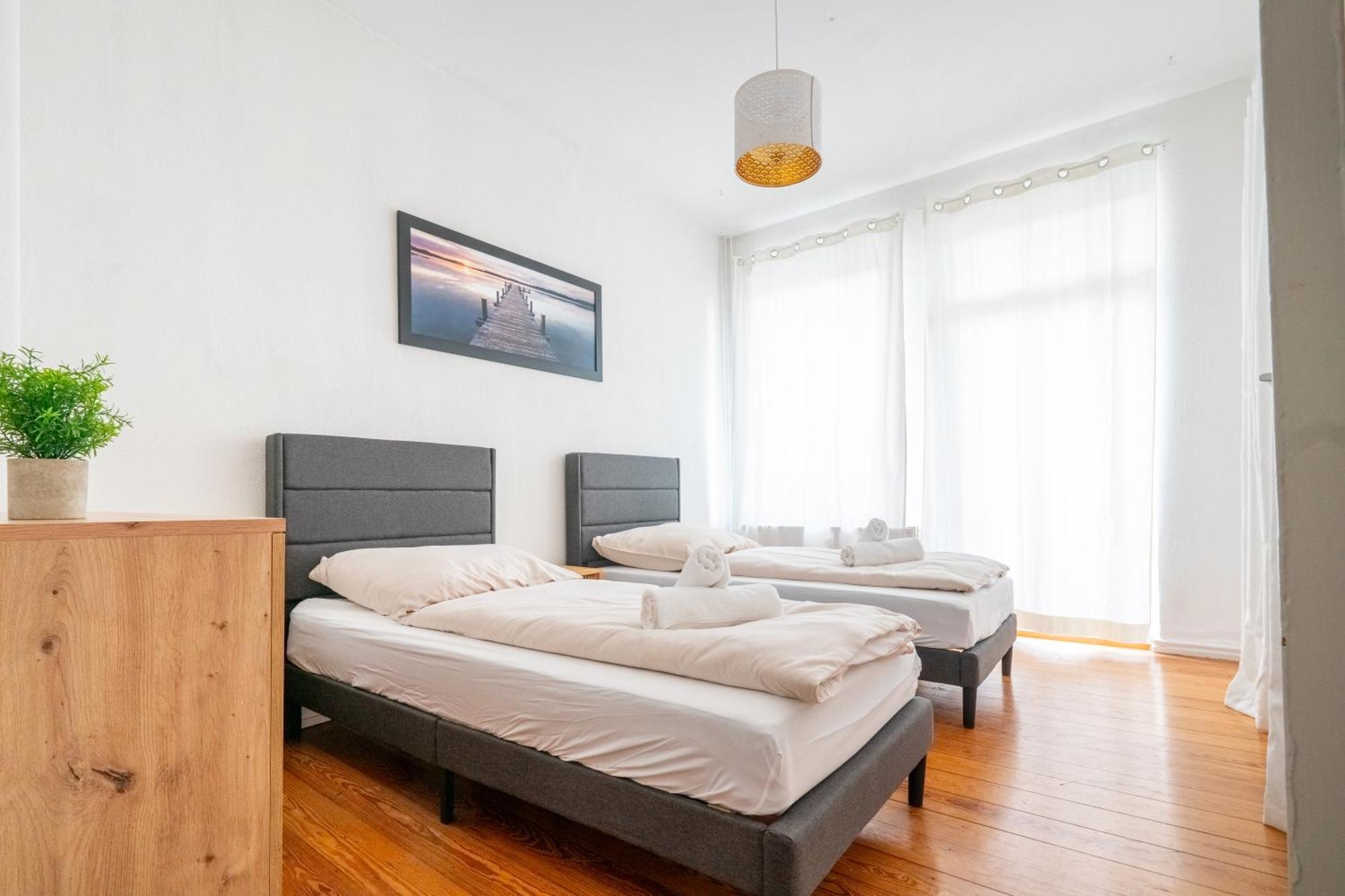 Grosses Apartment Mit 2 Balkonen Zentral Am Nordertor フレンスブルク エクステリア 写真