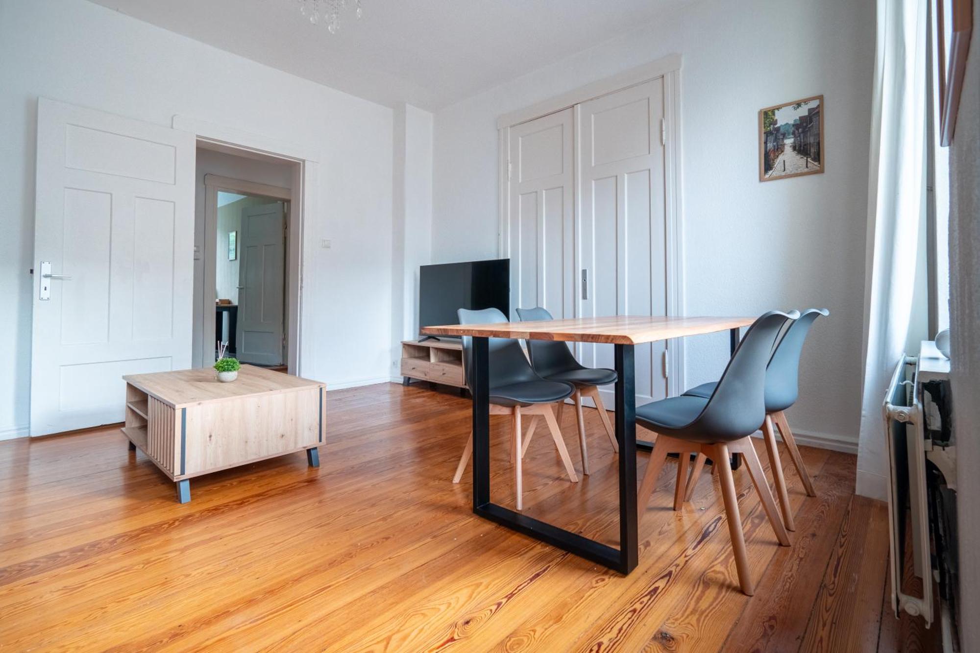 Grosses Apartment Mit 2 Balkonen Zentral Am Nordertor フレンスブルク エクステリア 写真