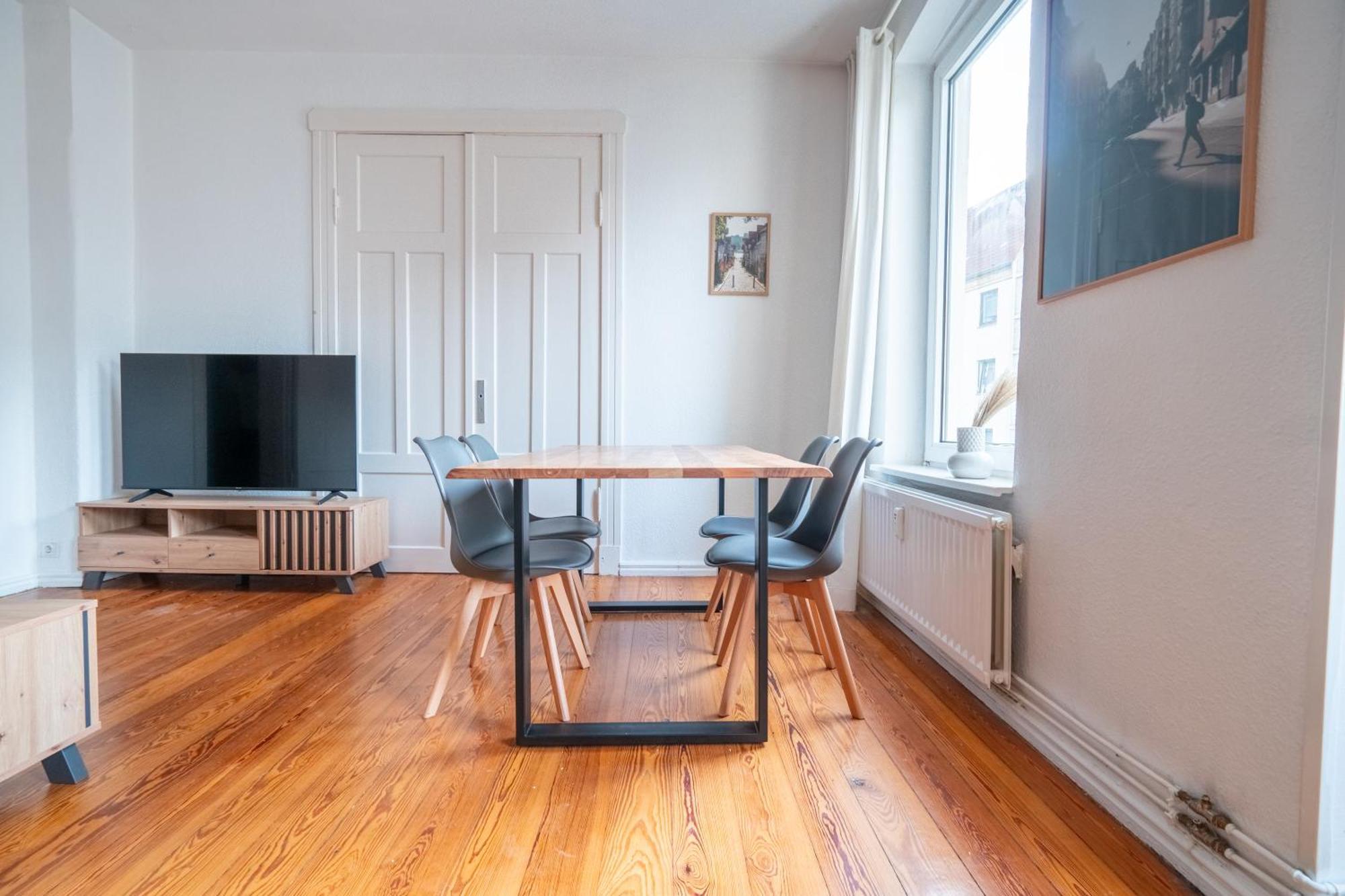 Grosses Apartment Mit 2 Balkonen Zentral Am Nordertor フレンスブルク エクステリア 写真